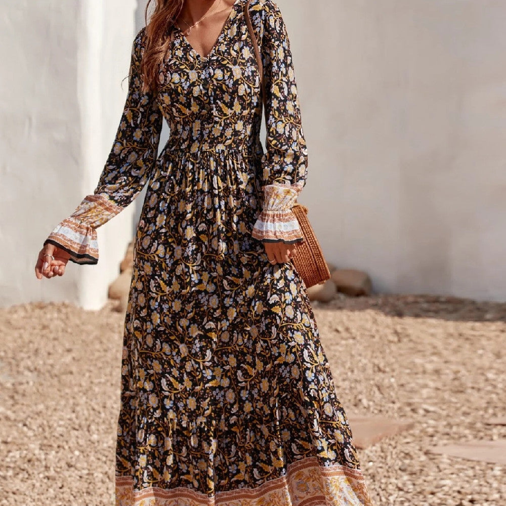 Kleid mit elastischer Taille und Volantärmeln