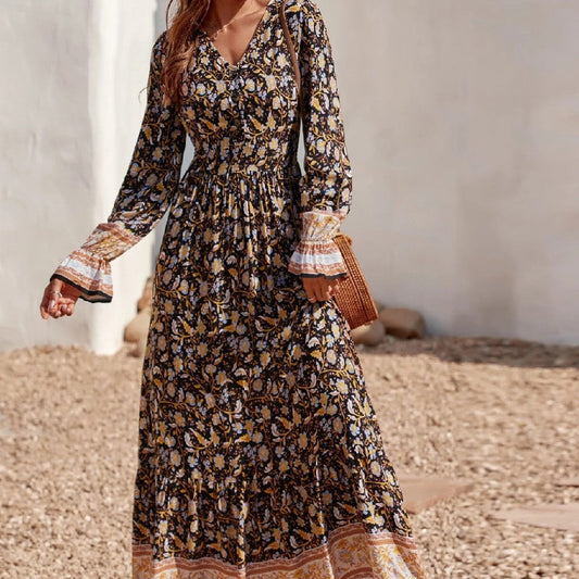 Kleid mit elastischer Taille und Volantärmeln