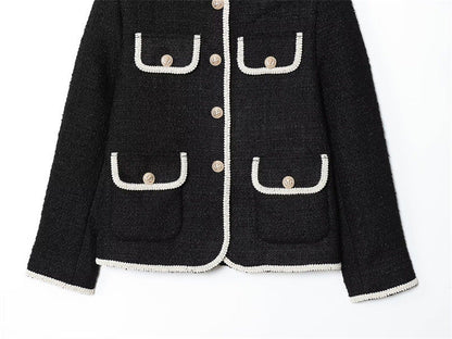 Kurz geschnittene Jacke mit Rundhalsausschnitt und vier Taschen