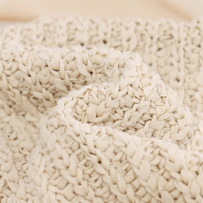 Strickpullover mit Organza-Schleife und Knopfleiste
