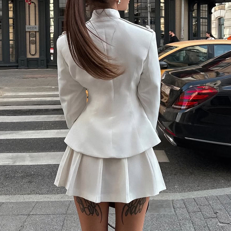 Blazer mit Knopfleiste und strukturierten Schultern