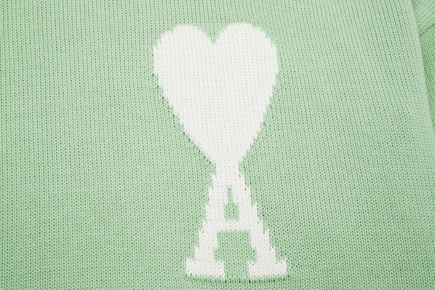 "Heart" - Sweater Mint