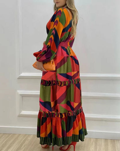 Maxikleid mit V-Ausschnitt und Stufenrock